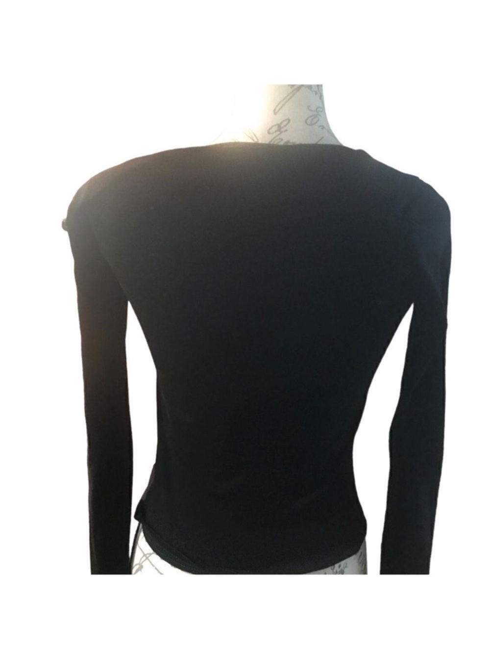 Black Crisscross Long Sleeve Slim Fit Tee - Picture 9 of 10